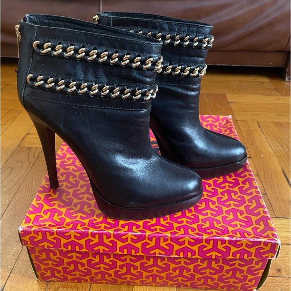 Tory Burch Lysa Ankle Boots